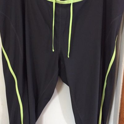 Exersion 3x Plus Woman’s Grey Leggings Black Green Drawstring Waist Knee Length